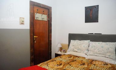 Casa 5 ambientes con pileta en Lanús
