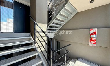 Alquiler departamento 3 ambientes con balcon y cochera en Haedo.