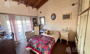 Venta Casa 4 ambientes Patio, Terraza y Doble Cochera-Quilmes APTO CREDITO HIPOTECARIO