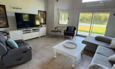 Casa en venta en San Diego Country Club