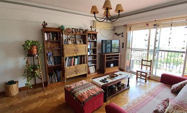 Departamento de 4 ambientes en Banfield Oeste Edificio Banco Galicia amplio balcon con vista panoramica