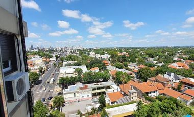 Departamento de 4 ambientes en Banfield Oeste Edificio Banco Galicia amplio balcon con vista panoramica