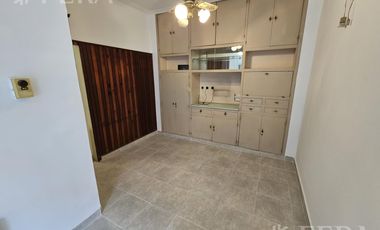 Venta de PH 4 ambientes con cochera en Wilde