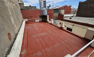 Venta de PH 4 ambientes con cochera en Wilde