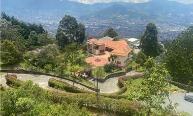 2423869 Venta Casa Las Palmas Envigado