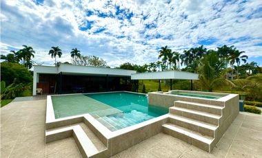 Casa campestre en la zona de cerritos