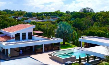 Casa campestre en la zona de cerritos