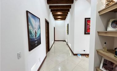 VENTA DE CASA CAMPESTRE ESTILO COLONIAL – AUTOPISTA MEDELLN – BOGOT