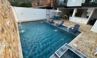 Venta de Cabaña en San Jerónimo