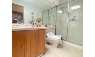 Arriendo apartamento en La Calleja Alta