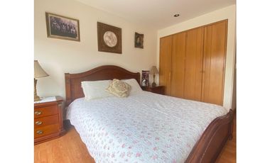 Arriendo apartamento en La Calleja Alta