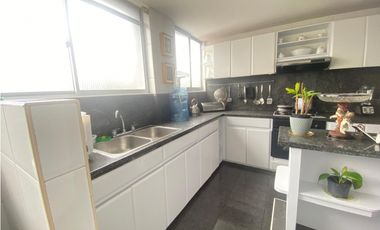 Arriendo apartamento en La Calleja Alta