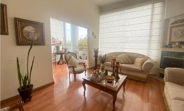 Arriendo apartamento en La Calleja Alta