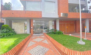 Arriendo apartamento en La Calleja Alta