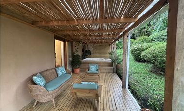 Arriendo casa campestre en Llano Grande con cabañas y jacuzzi