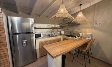 Arriendo casa campestre en Llano Grande con cabañas y jacuzzi