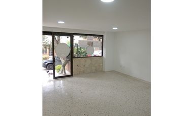 SE ARRIENDA LOCAL BIEN UBICADO