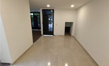 VENTA DE CASA SECTOR ESTADIO (REMODELADA)