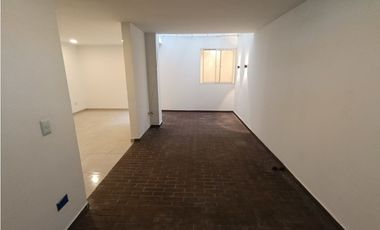 VENTA DE CASA SECTOR ESTADIO (REMODELADA)