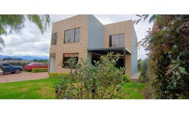 Arriendo Apartamento Campestre Cota $ 2.900.000