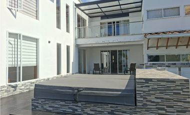Casa en Venta Amoblada en San Jerónimo
