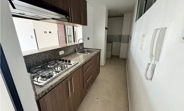 SE ARRIENDA APARTAMENTO EN CON RES TULIPANES/GARCIA ROVIRA.
