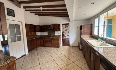 Arriendo casa campestre en Llanogrande ideal para restaurante