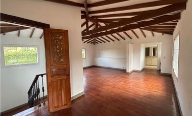 Arriendo casa campestre en Llanogrande ideal para restaurante