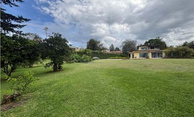 Arriendo casa campestre en Llanogrande ideal para restaurante