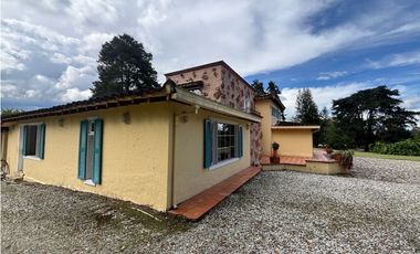Arriendo casa campestre en Llanogrande ideal para restaurante