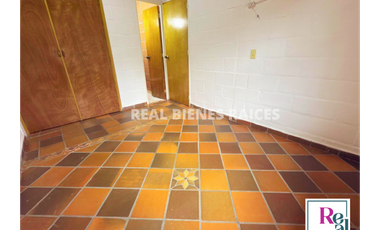 Casa para arriendo en unidad abierta.