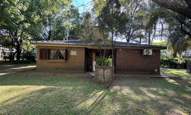 Venta - Casa en country - Los Molinos