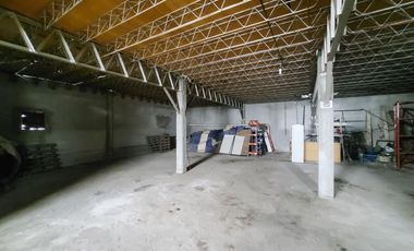 Local en  Azopardo al 6900