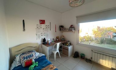 Venta Casa - Barrio Semi Cerrado - Casas del Este - Pilar