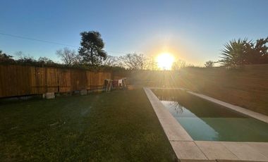 Venta Casa - Barrio Semi Cerrado - Casas del Este - Pilar