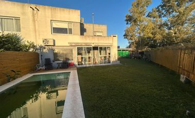 Venta Casa - Barrio Semi Cerrado - Casas del Este - Pilar
