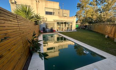 Venta Casa - Barrio Semi Cerrado - Casas del Este - Pilar