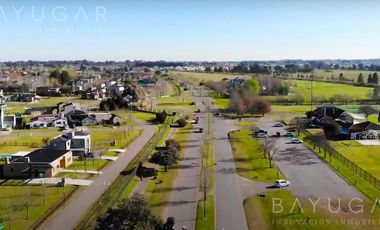 Venta Casa - Barrio Semi Cerrado - Casas del Este - Pilar