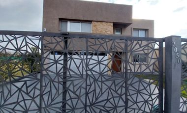 VENTA/ALQUIER CASA PUNTA CHACRA