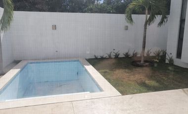 CASA EN MONTEBELLO RENTA