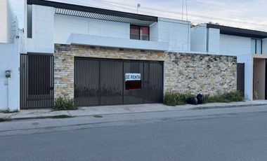 CASA EN MONTEBELLO RENTA