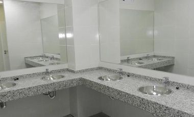 Excelente predio logístico multi inquilino ubicado en el corazón de la localidad de Munro.