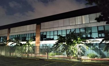 Excelente predio logístico multi inquilino ubicado en el corazón de la localidad de Munro.