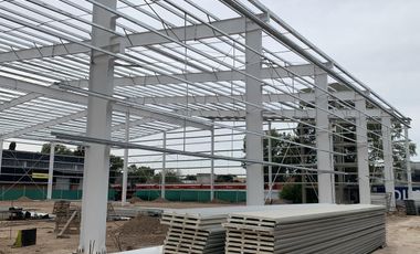 Excelente predio logístico multi inquilino ubicado en el corazón de la localidad de Munro.