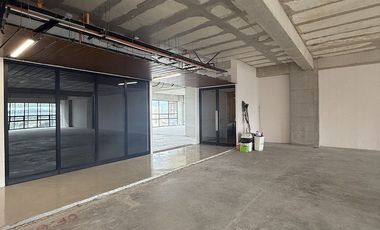 Oficina corporativa en venta, sobre Av. México