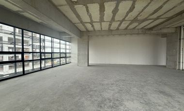 Oficina corporativa en venta, sobre Av. México