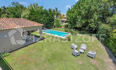 Casa en alquiler temporario - 5 ambientes