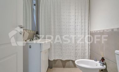 Casa en alquiler temporario - 5 ambientes