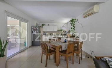 Casa en alquiler temporario - 5 ambientes