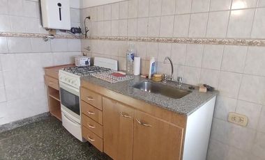 CASA DE 3 AMBIENTES VENTA EN 1 de Mayo 1310 (REMEDIOS DE ESCALADA)